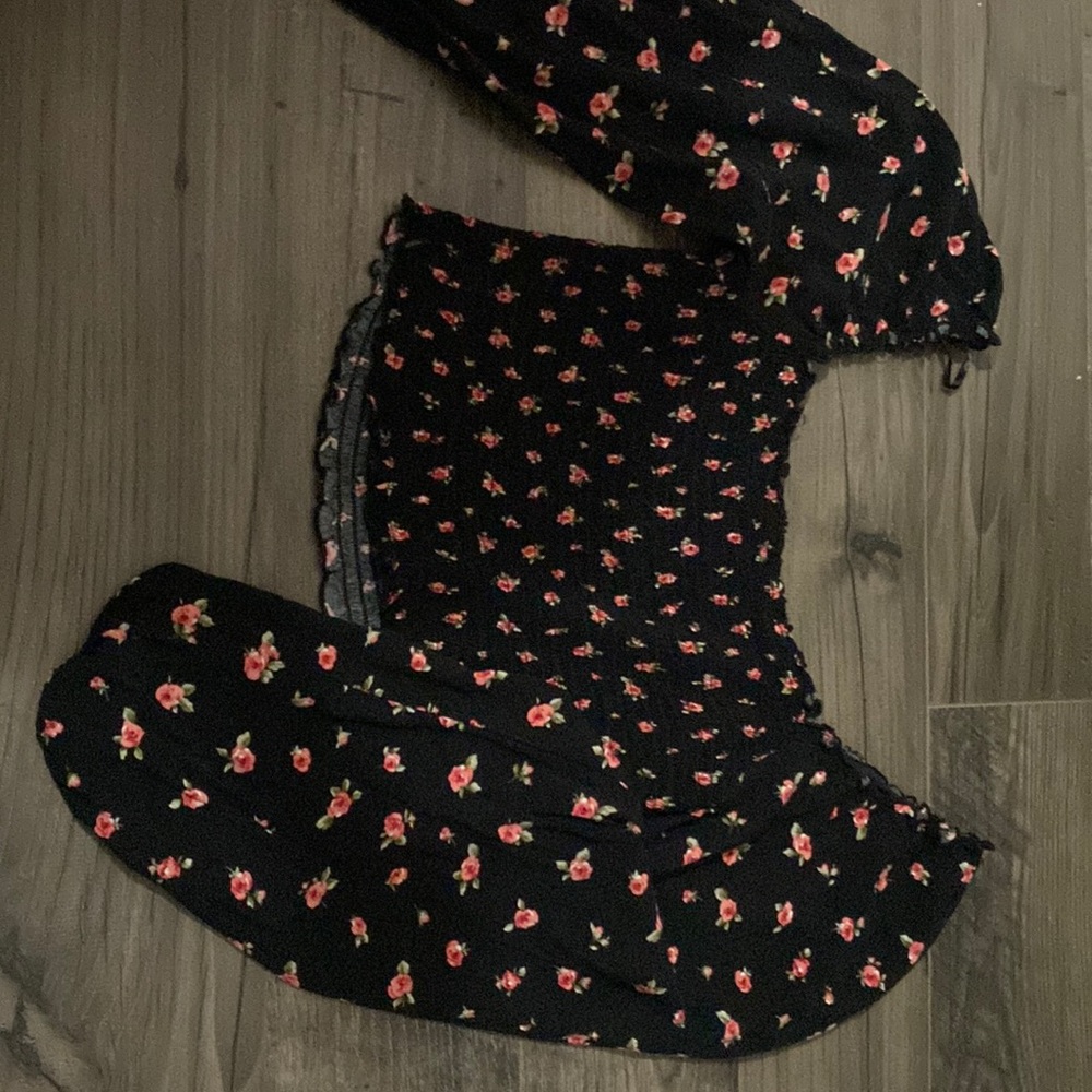 Roses crop top